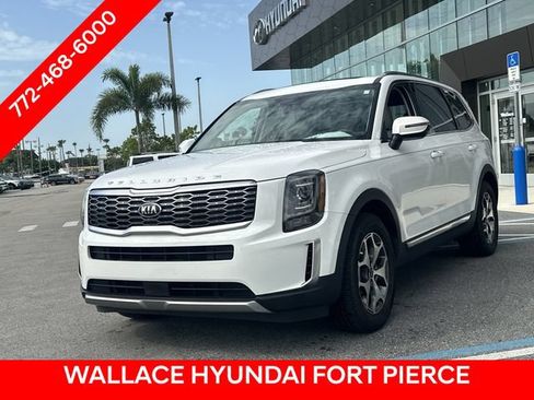 Used 2020 Kia Telluride EX w/ Towing Package FWD image 2