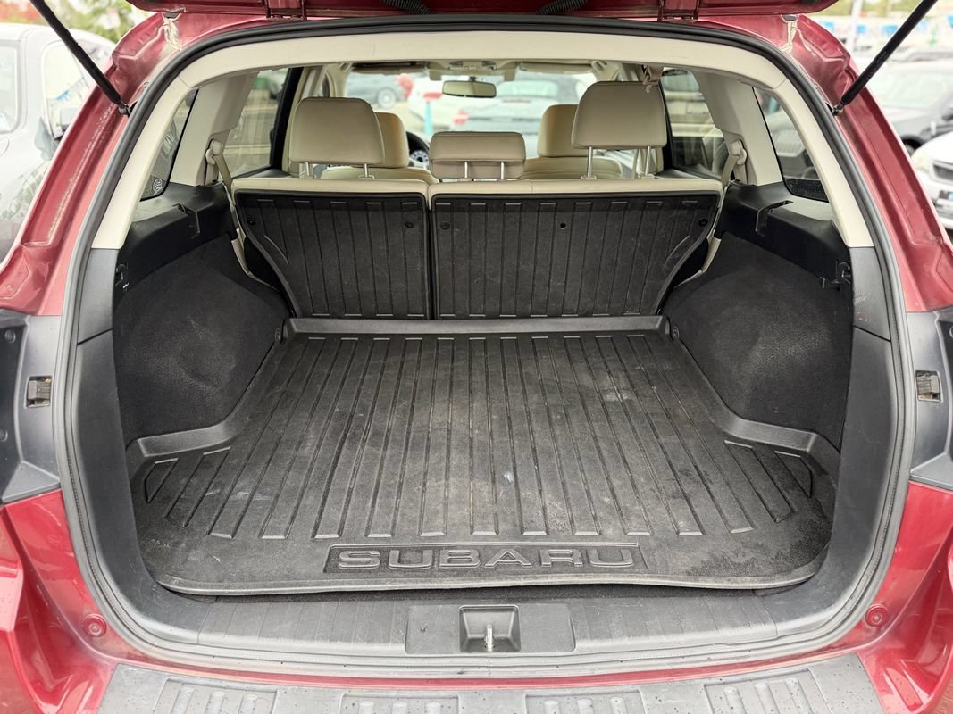 Used 2014 Subaru Outback 2.5i Limited AWD/4WD image 10