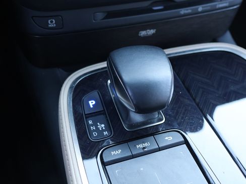 Used 2022 Lexus LS 500 image 28