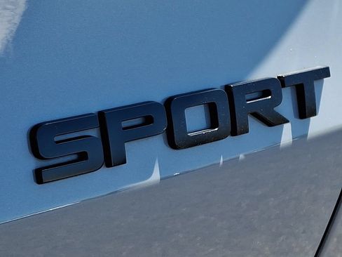 Used 2025 Honda HR-V Sport image 32