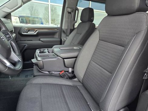 Used 2023 Chevrolet Silverado 1500 LT Trail Boss w/ LPO, Dark Essentials Package image 13