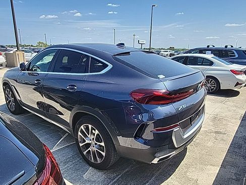 Used 2022 BMW X6 xDrive40i image 4