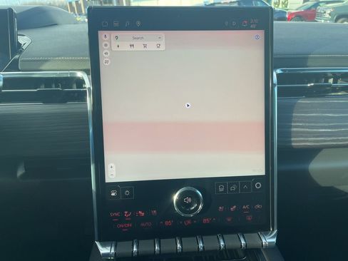 Used 2024 GMC Sierra EV Denali image 24