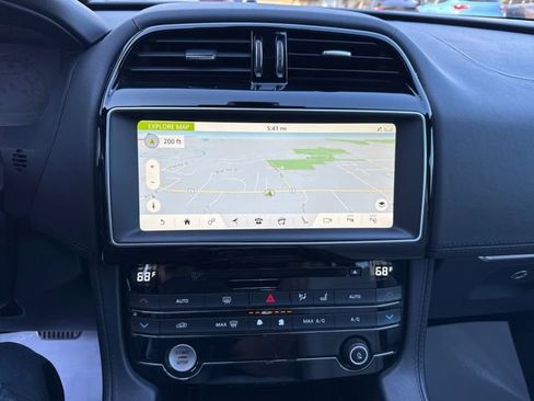 Used 2017 Jaguar F-PACE First Edition AWD/4WD image 31