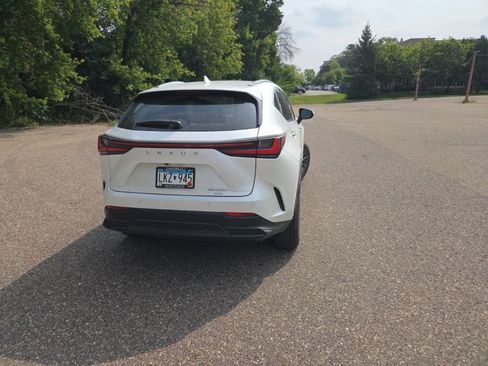 Used 2024 Lexus NX 350h AWD image 17