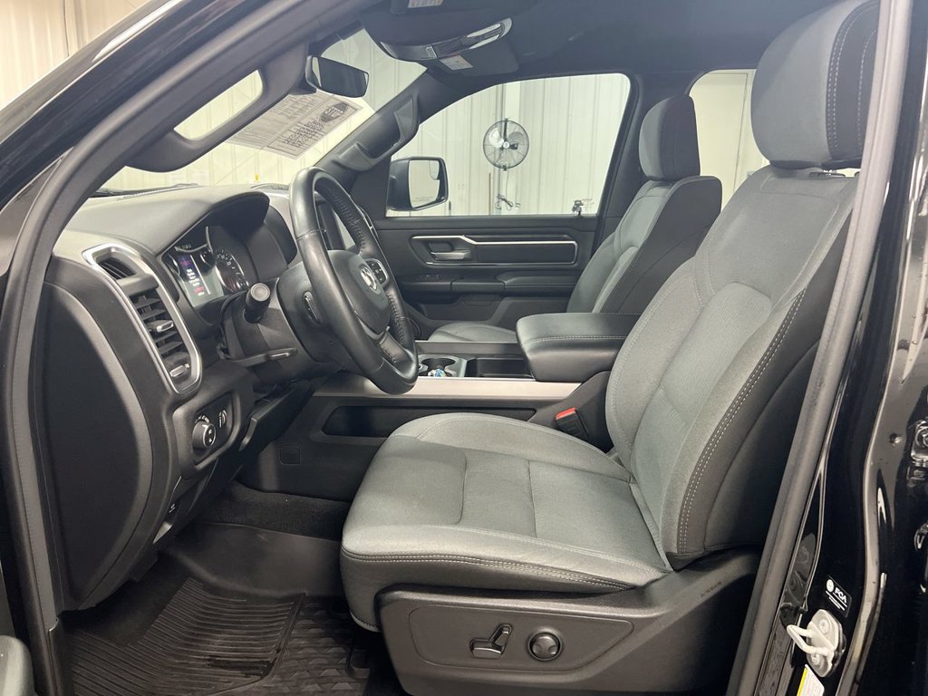 Used 2024 RAM 1500 Big Horn AWD/4WD image 19