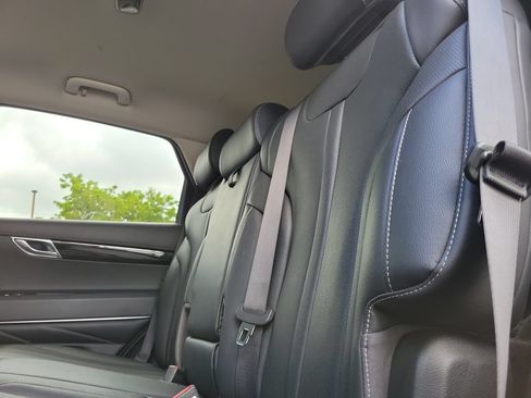 Used 2025 Genesis GV80 2.5T Standard AWD/4WD image 19