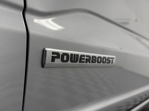 Used 2022 Ford F150 Lariat w/ Equipment Group 502A High image 9