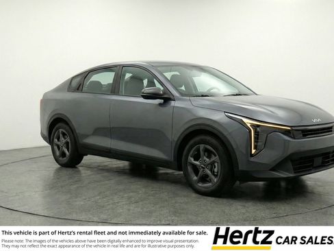 Used 2025 Kia K4 FWD image 1