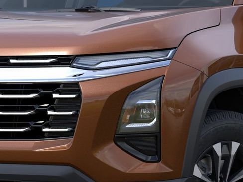 New 2027 Chevrolet Equinox LT w/ Convenience Package II AWD/4WD image 10