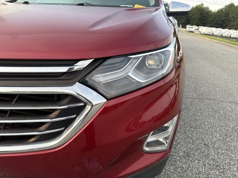 Used 2018 Chevrolet Equinox Premier FWD image 6