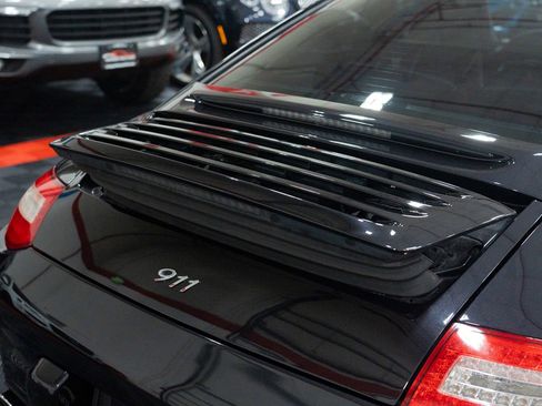 Used 2012 Porsche 911 Carrera 4 AWD/4WD image 9