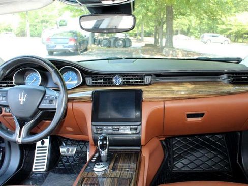 Used 2017 Maserati Quattroporte S GranLusso image 17