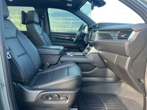 Used 2023 GMC Yukon Denali w/ Max Trailering Package image 10