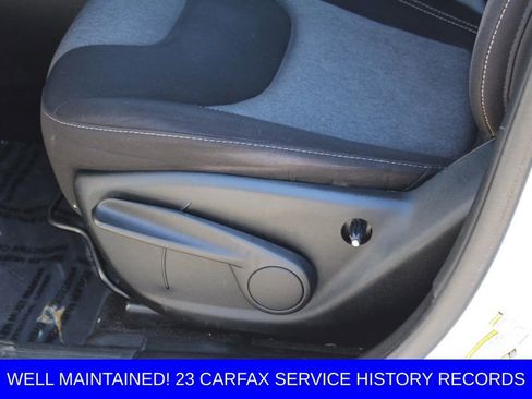 Used 2018 Jeep Cherokee Latitude image 16