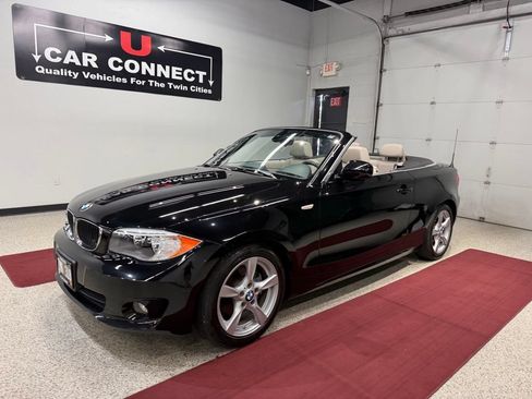 Used 2013 BMW 128i Convertible RWD image 3