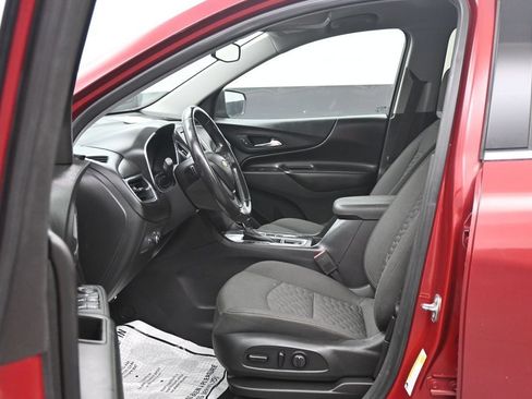 Used 2020 Chevrolet Equinox LT FWD image 4