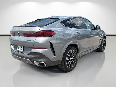 Used 2025 BMW X6 xDrive40i AWD/4WD image 3