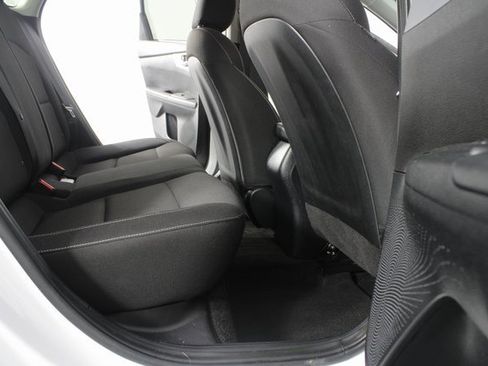 Used 2024 Kia Forte LXS w/ LXS Technology Package image 18