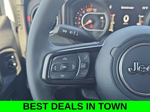 New 2026 Jeep Wrangler Unlimited Rubicon AWD/4WD image 17