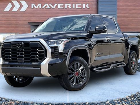 Used 2023 Toyota Tundra Limited AWD/4WD image 3