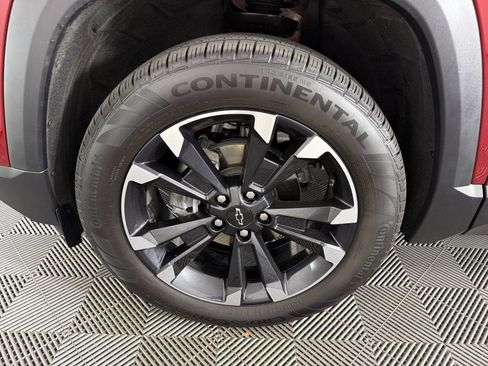 Certified 2026 Chevrolet Equinox RS FWD image 9