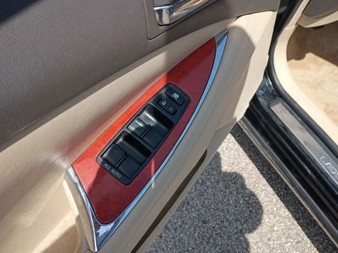 Used 2011 Lexus ES 350 image 10