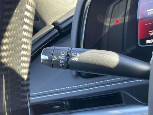 Used 2023 Chevrolet Corvette Z06 image 18