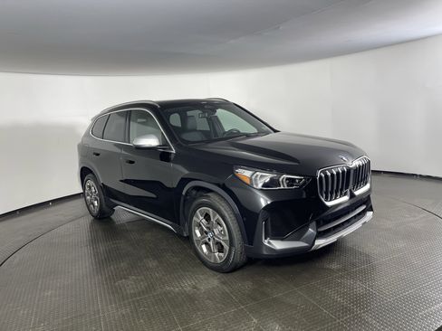 Certified 2024 BMW X1 xDrive28i w/ Convenience Package image 2