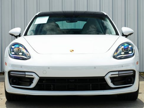 Used 2023 Porsche Panamera 4S w/ Sportdesign Package image 7