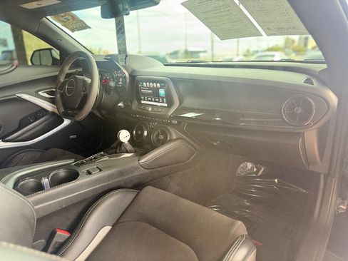 Used 2018 Chevrolet Camaro SS image 48