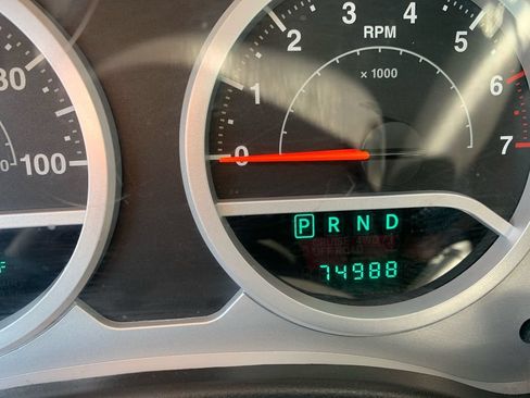 Used 2010 Jeep Wrangler Rubicon w/ PWR Convenience Group AWD/4WD image 11