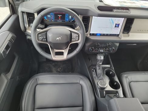 New 2026 Ford Bronco Outer Banks AWD/4WD image 17