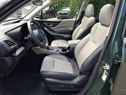 Used 2023 Subaru Forester Limited AWD/4WD image 14
