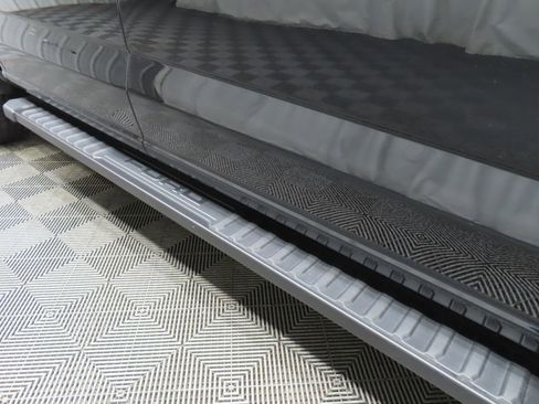 Used 2025 Ford F150 Lariat w/ Equipment Group 501A Mid image 55