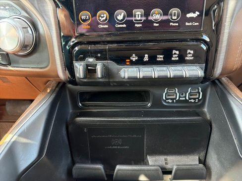 Used 2020 RAM 1500 Limited AWD/4WD image 45