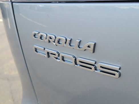 New 2026 Toyota Corolla Cross L image 8