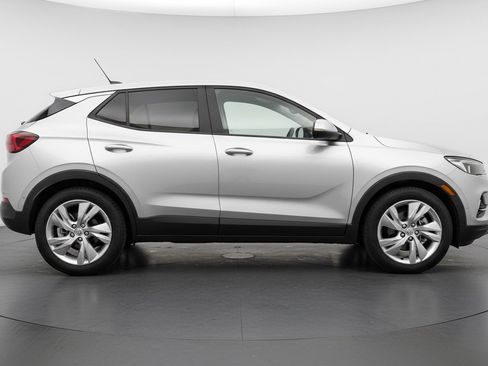 Used 2025 Buick Encore GX Preferred FWD image 11