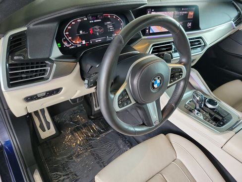 Used 2021 BMW X6 M50i w/ Executive Package AWD/4WD image 16