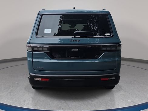 New 2026 Jeep Grand Wagoneer Limited AWD/4WD image 6