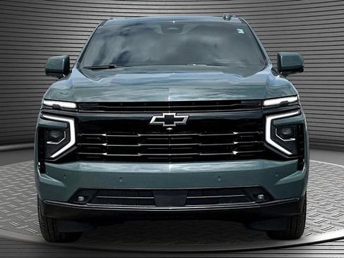 Used 2025 Chevrolet Tahoe RST w/ Comfort Package AWD/4WD image 2