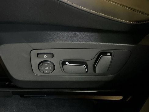 New 2026 BMW X3 xDrive30 w/ Premium Package image 12