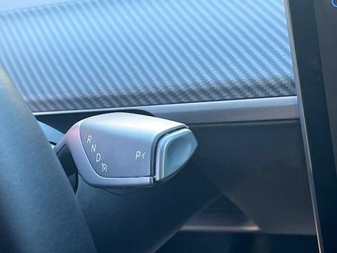 Used 2020 Tesla Model Y Performance AWD/4WD image 16