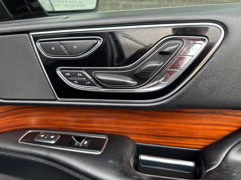 Used 2018 Lincoln Navigator Reserve AWD/4WD image 41