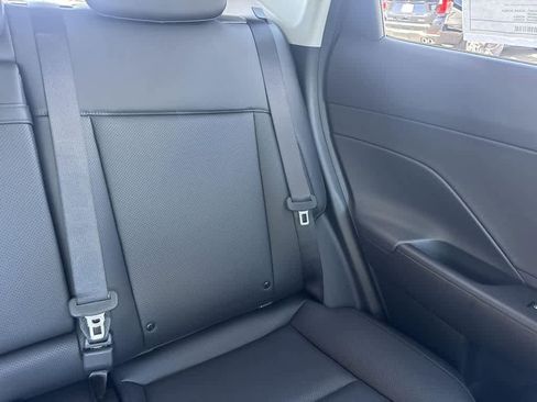 New 2026 Hyundai Kona Limited FWD image 5