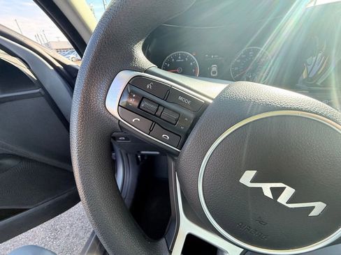 Used 2022 Kia K5 LX image 22