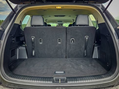 Used 2022 Kia Telluride LX AWD/4WD image 34