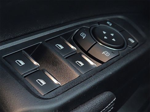 New 2025 Ford Ranger XLT w/ FX4 Off-Road Package image 17