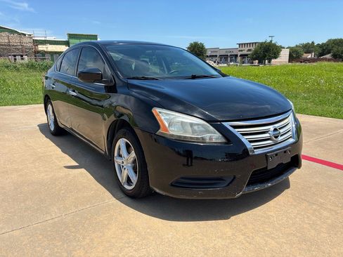 Used 2014 Nissan Sentra S FWD image 3