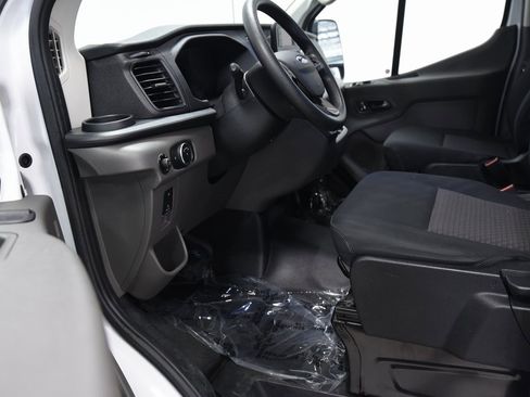 Used 2024 Ford Transit 250 Low Roof w/ Exterior Upgrade Package image 15